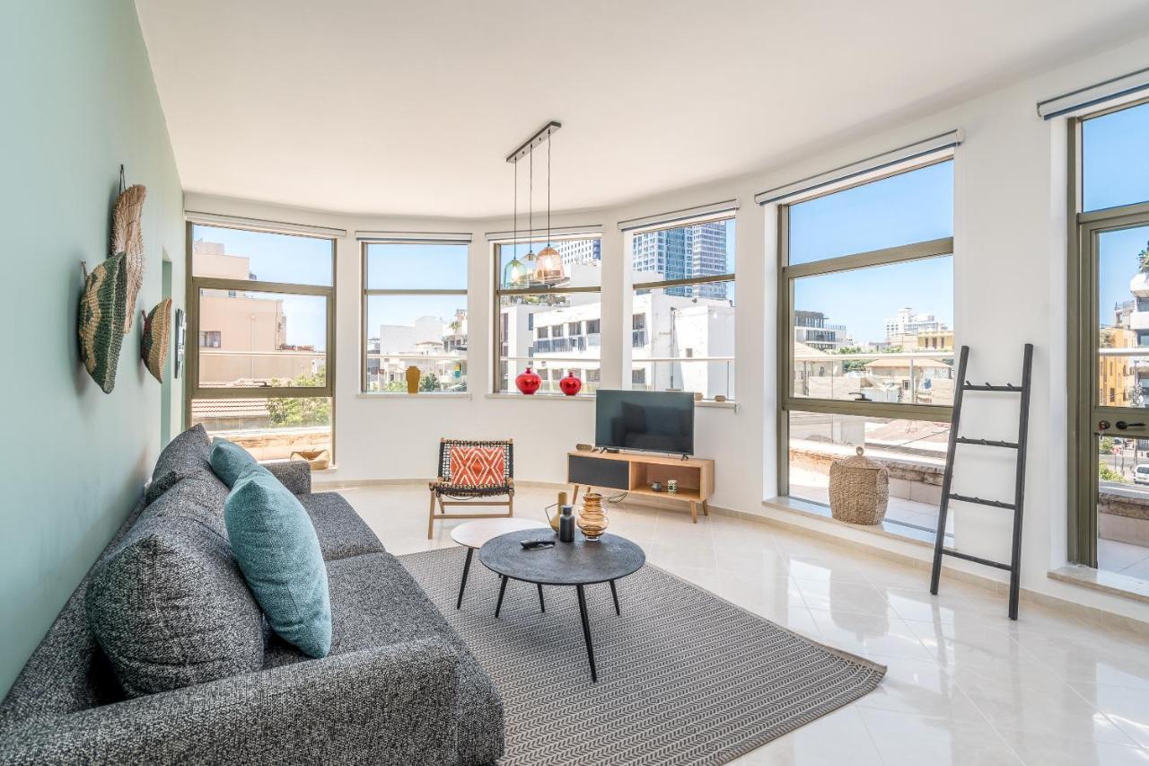 Superbe Apt Avec Terrasse Tres Proche De La Mer ! テル・アビブ エクステリア 写真